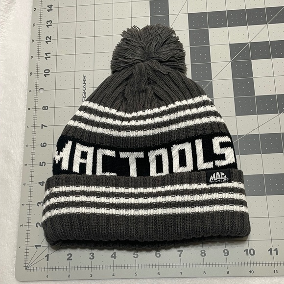 Mac Tools Grey and White Striped Beanie New - Picture 6 of 6